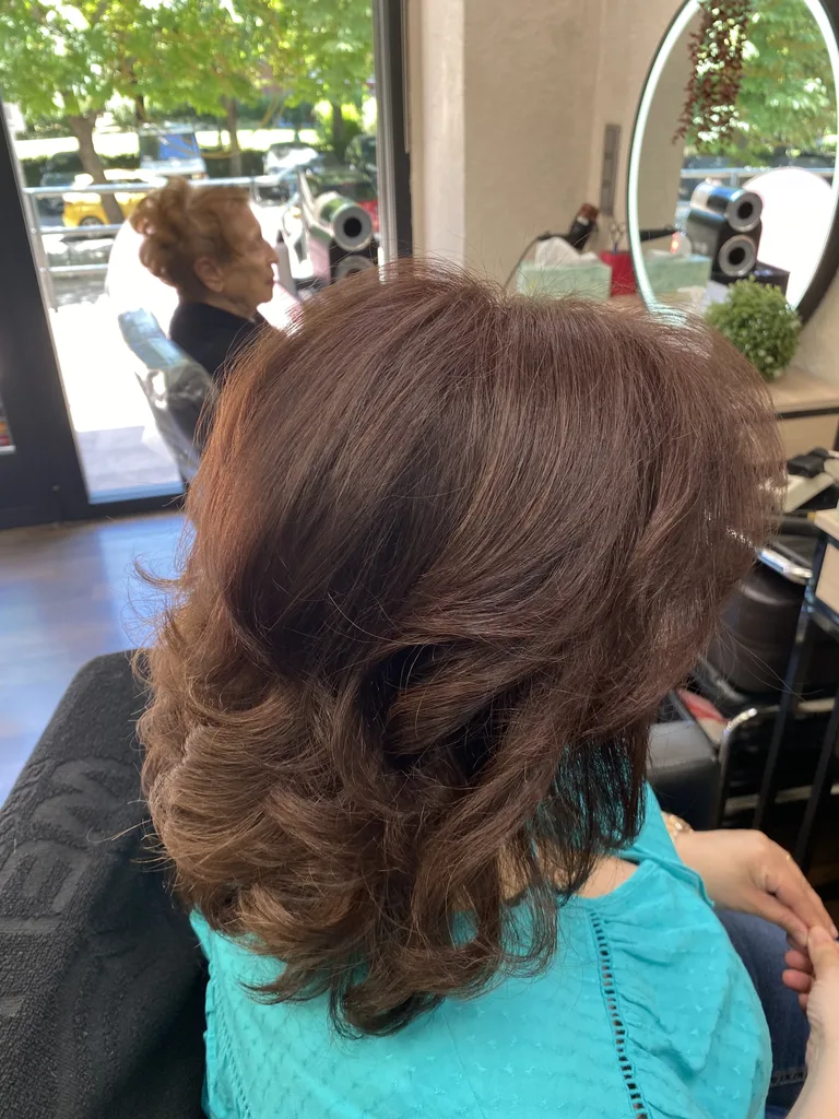 Melena con ondas y volumen